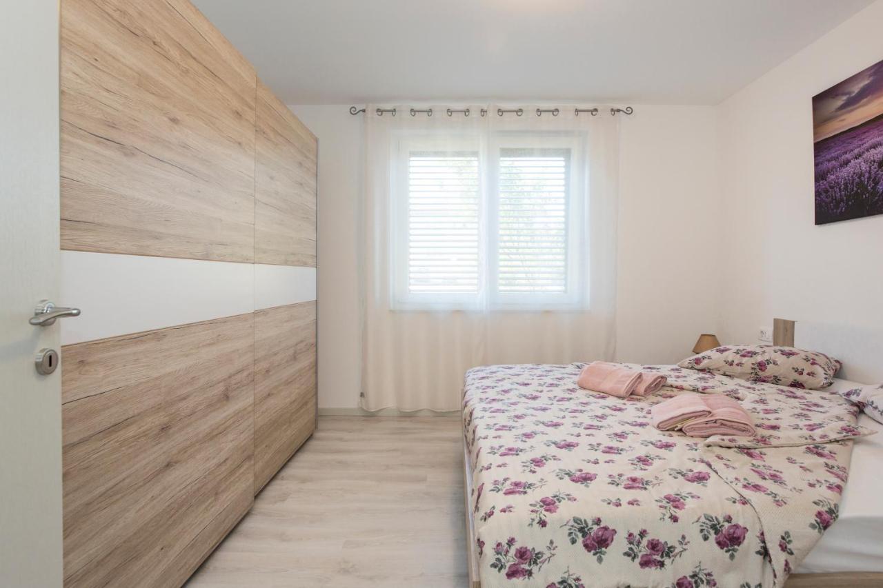 Apartment Stella Лабин Экстерьер фото